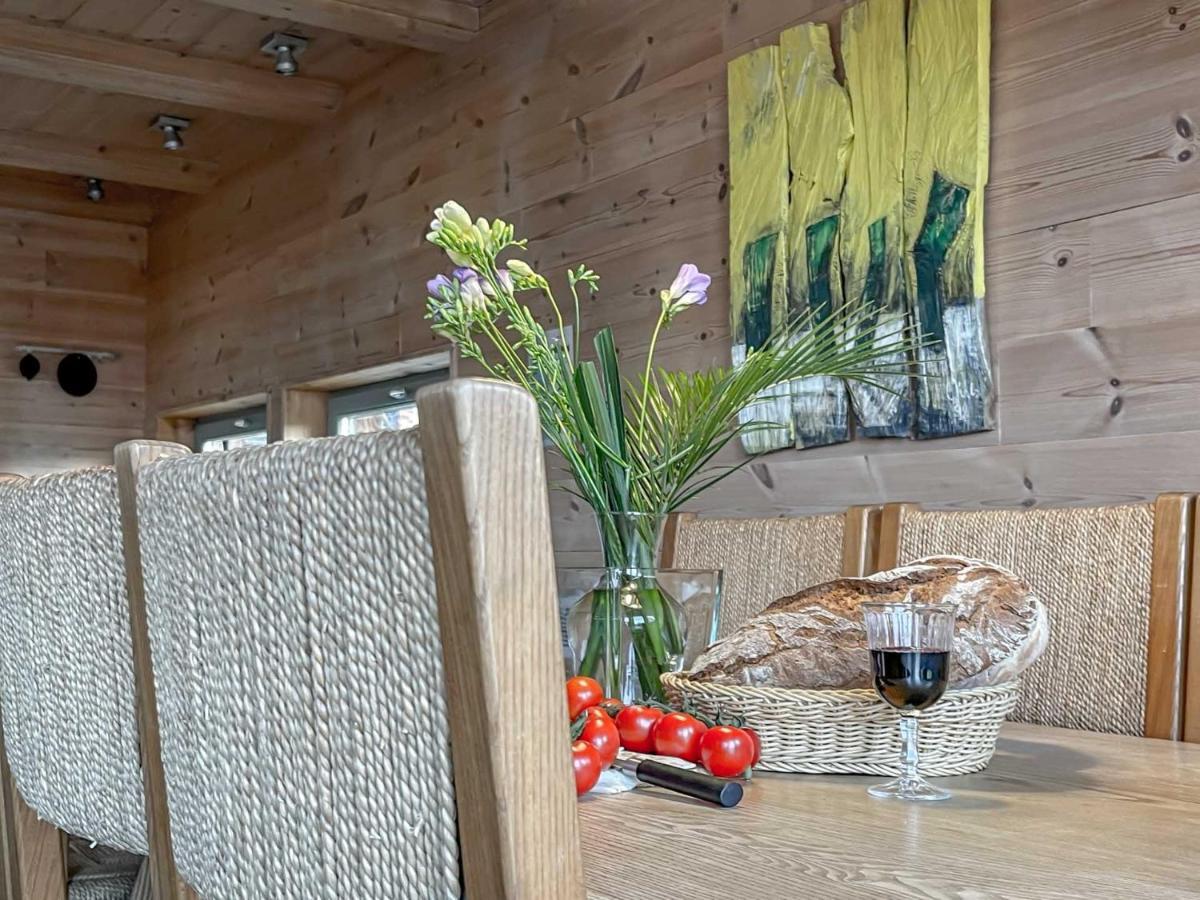 Traumhaff Kuestenchalets - Einzigartige Chalets An Der Ostsee. Ganz Aus Laerchenholz Mit Kamin Und Sauna Vogelsang-Warsin Eksteriør bilde